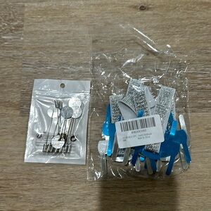 DIY boutonniere and wristband flower kit